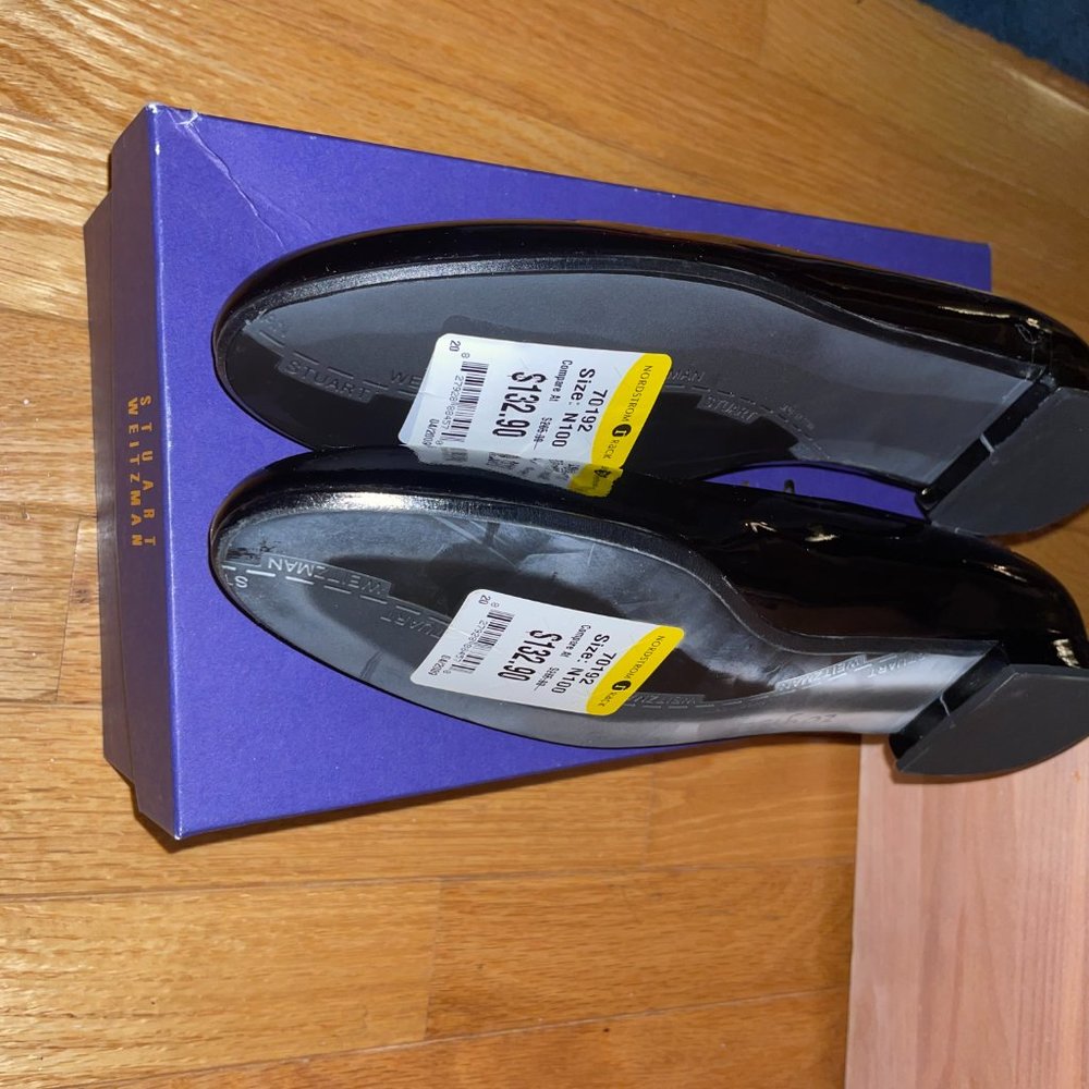 Stuart Weitzman - Picture 2 of 2